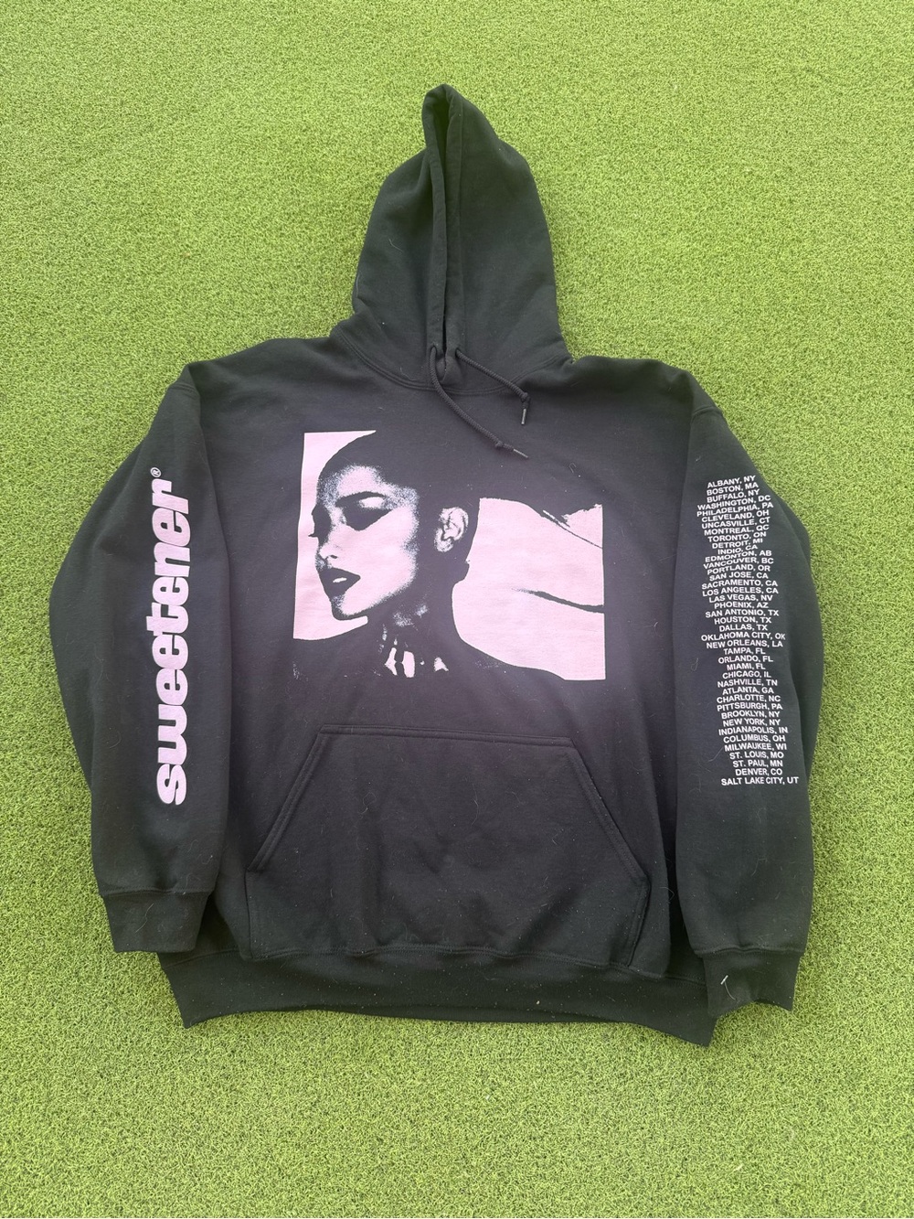 RARE MODERN SKATER SWEETNER WORLD TOUR PINK AND BLACK ARIANA GRANDE VTG HOODIE